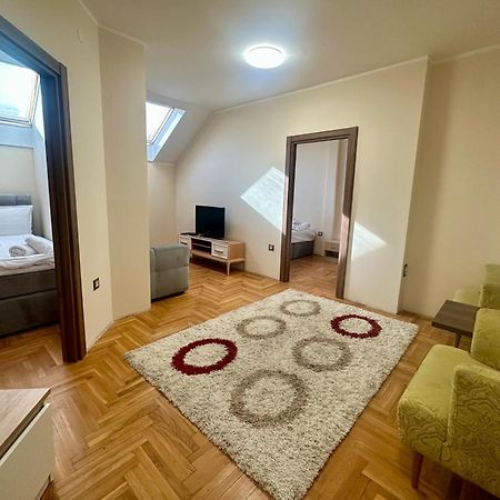 Agape Villa Apartments Новий Сад Екстер'єр фото