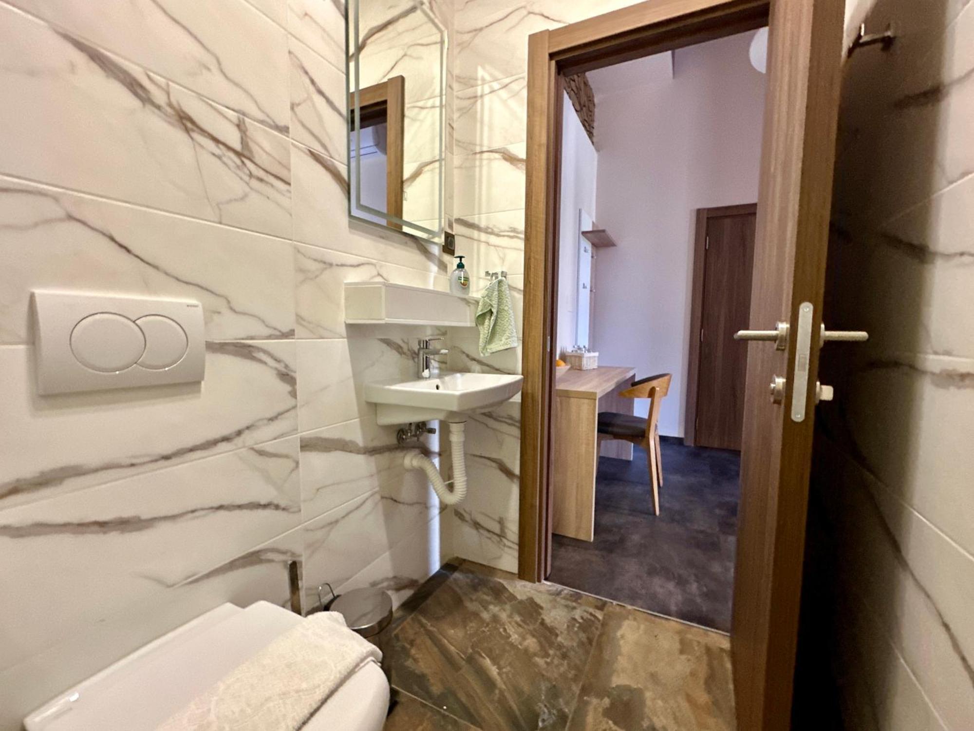 Agape Villa Apartments Новий Сад Екстер'єр фото